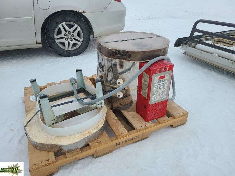 Skutt Automatic Kiln1 Pallet Michener Allen Auctioneering Ltd