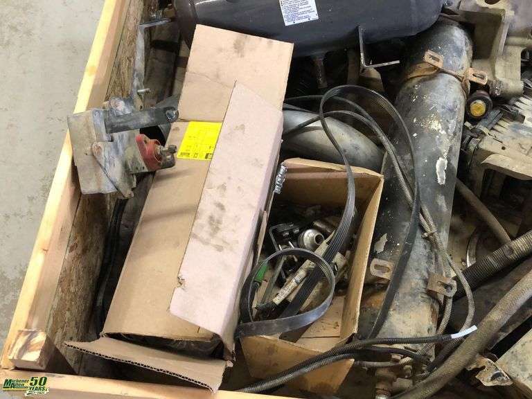 V Mac Air Compressor with Extra Parts