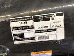 V Mac Air Compressor with Extra Parts