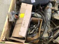 V Mac Air Compressor with Extra Parts