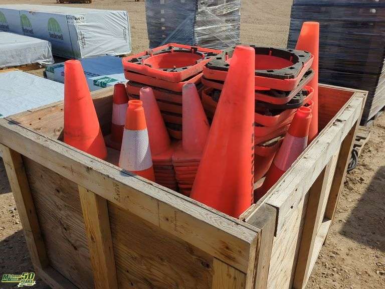 Pylons Safety Cones 1 Crate Michener Allen Auctioneering Ltd