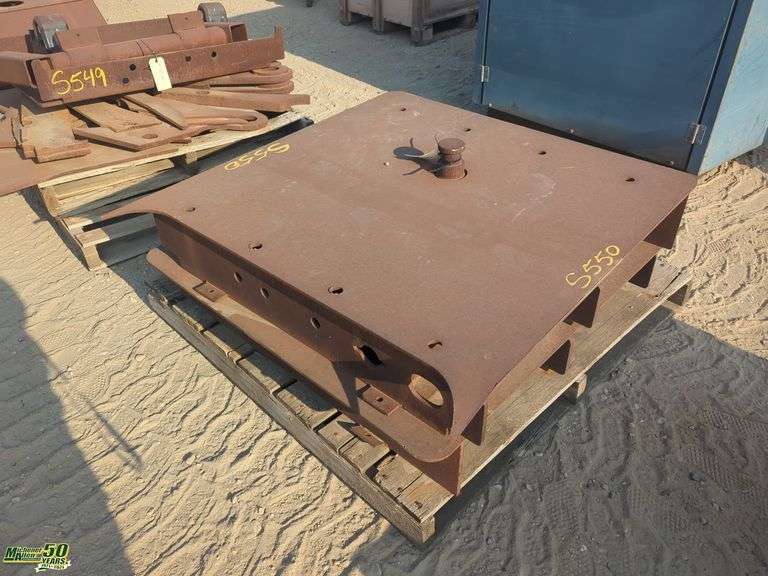 Commercial Trailer Upper Coupler Plates with King Pins 1 Pallet Michener Allen Auctioneering Ltd