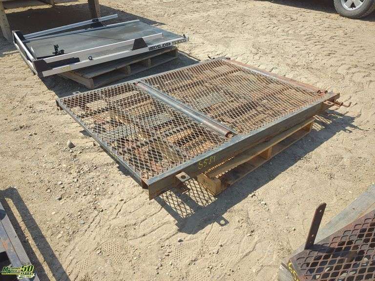 Truck Bed Frame With Live Rolls 1 Pallet Michener Allen