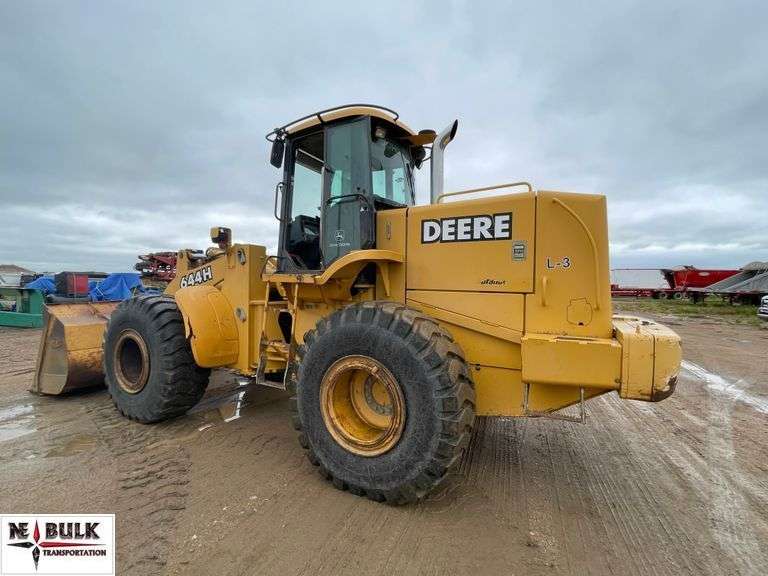 2002 Deere 644H Wheel Loader - Michener Allen Auctioneering Ltd