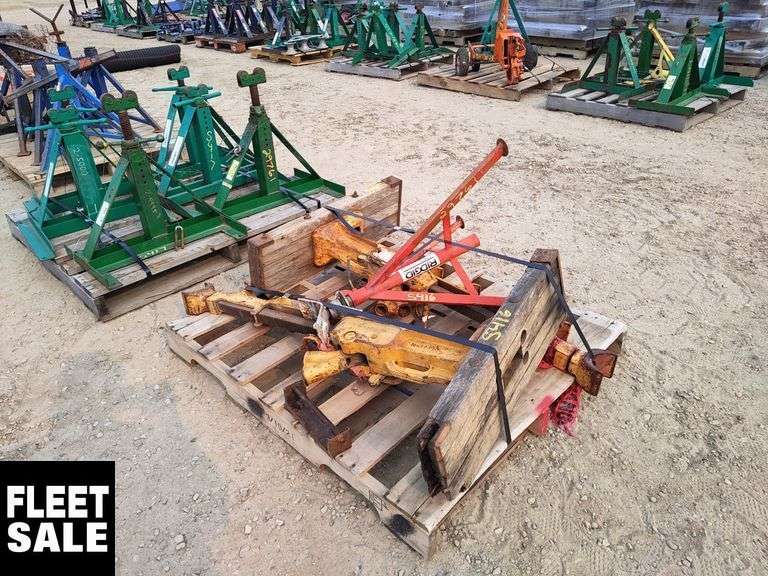 Rigid Pipe Stand and Pipe Jack Stands Michener Allen Auctioneering Ltd