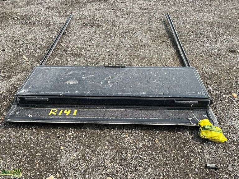 Chevrolet Long Box Tonneau Cover Michener Allen Auctioneering Ltd