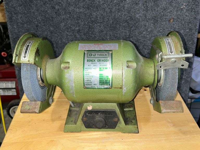 DJ tools, bench grinder model BG6 McLaughlin Auctioneers, LLC