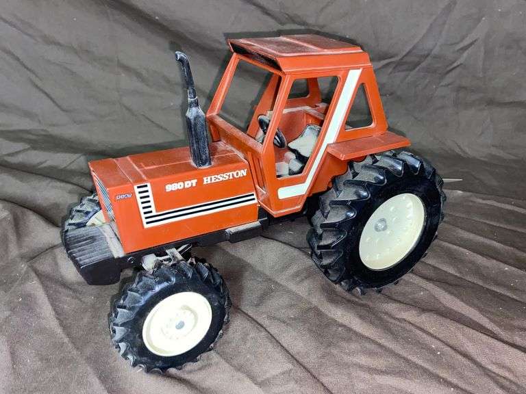 HESSTON 980DT FIAT TRACTOR McLaughlin Auctioneers, LLC
