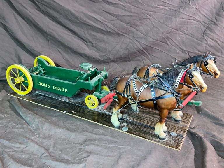 BREYER HORSES PULLING JOHN DEERE WAGON McLaughlin Auctioneers, LLC