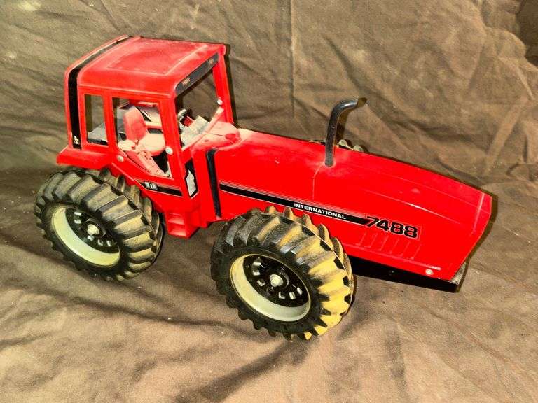 INTERNATIONAL 7488 ARTICULATING TRACTOR - McLaughlin Auctioneers, LLC ...