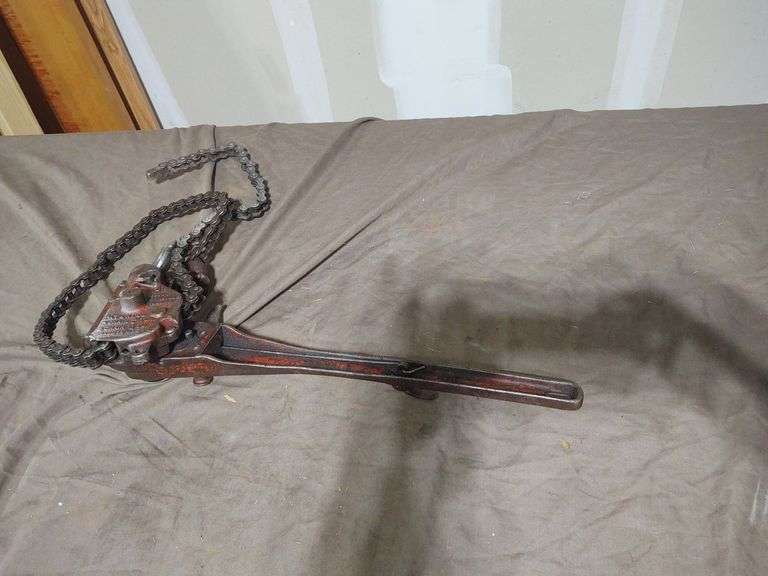 Coffing hoist McLaughlin Auctioneers, LLC