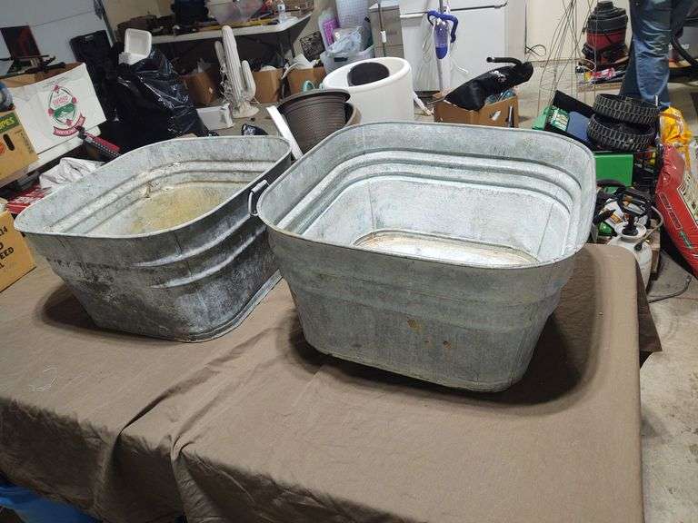 Galvanized wash tubs McLaughlin Auctioneers, LLC