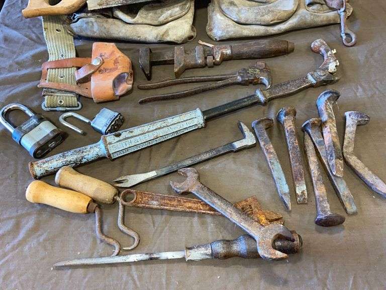 LEATHER TOOL BELT, HAND SAWS, VINTAGE TOOLS McLaughlin Auctioneers