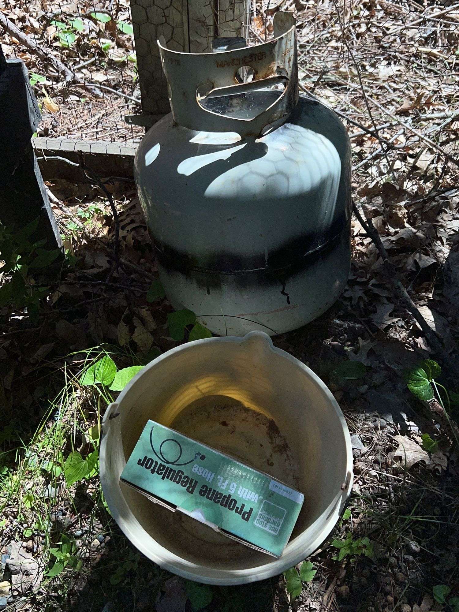 PROPANE TANK AND HOSE - McLaughlin Auctioneers, LLC- mc-bid.com