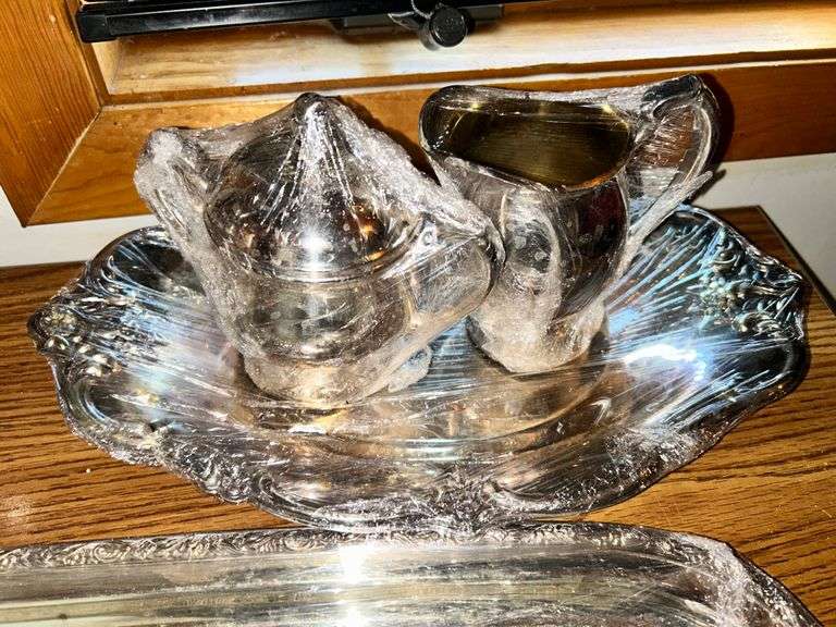 SILVER PLATED DINNERWARE McLaughlin Auctioneers, LLC