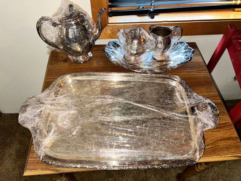 SILVER PLATED DINNERWARE McLaughlin Auctioneers, LLC