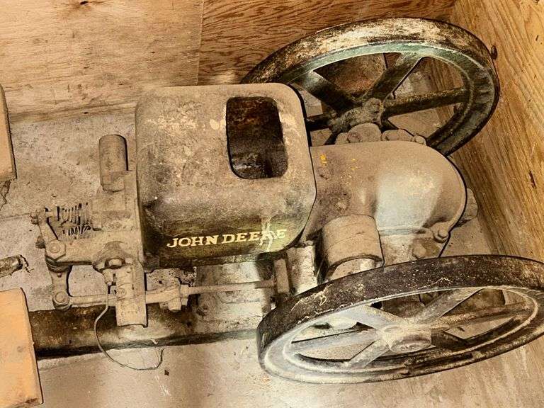 Antique John Deere Hit & Miss Engine McLaughlin Auctioneers, LLC mc