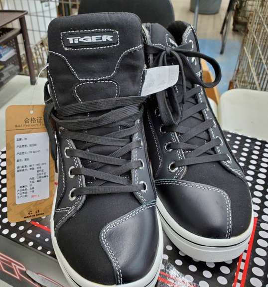 asics gel nimbus extra wide