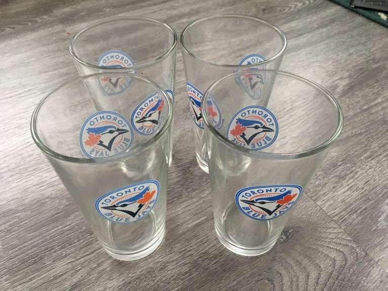Lot of 4 MLB Toronto Blue Jays Glasses (6" high) Mariner Auctions