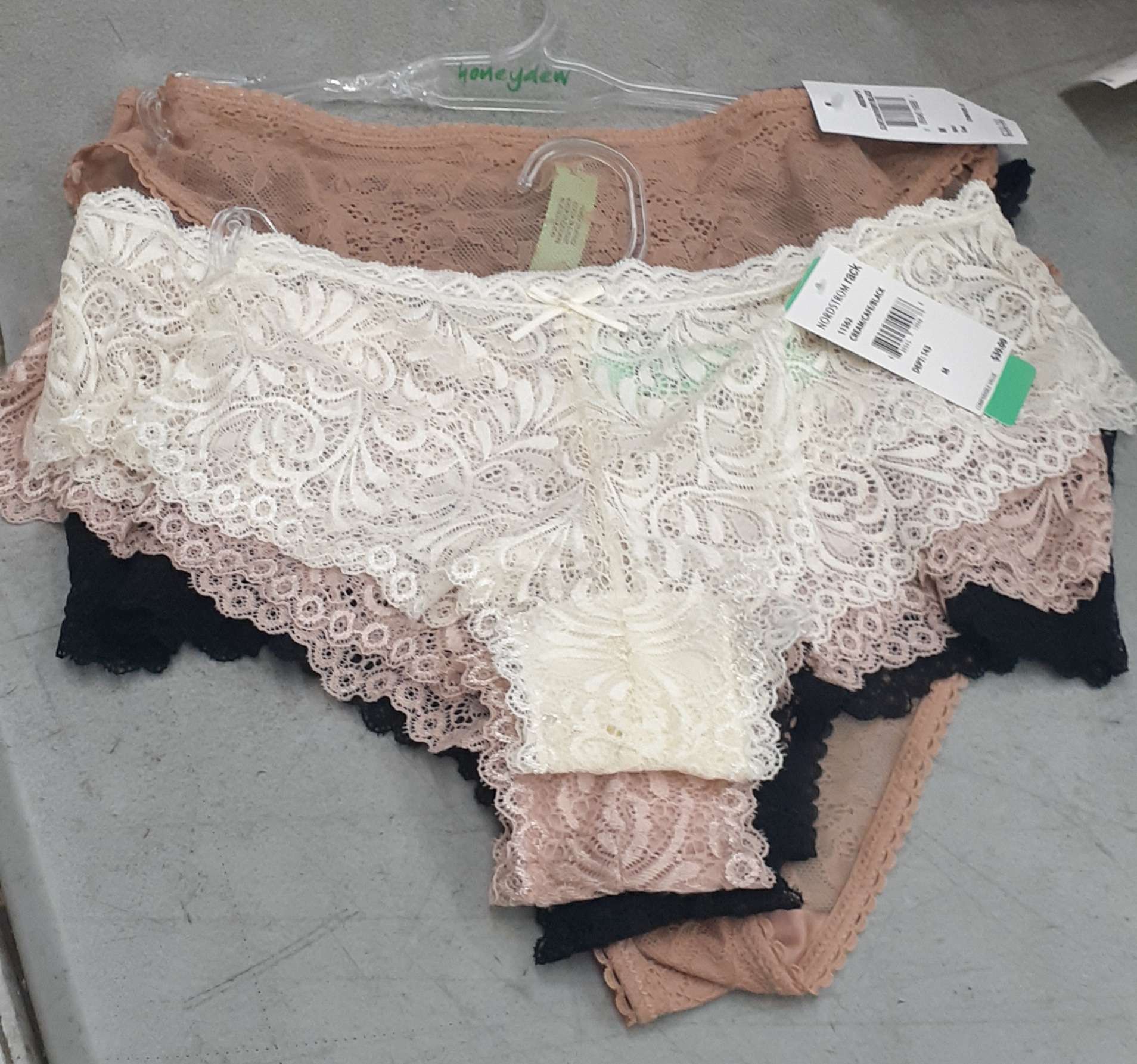 6 Pairs of Honeydew Women's Lace Underwear Size Medium Mariner