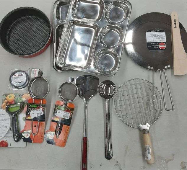 Various Brands Kitchenware Bundle, 13 Pieces Mariner Auctions