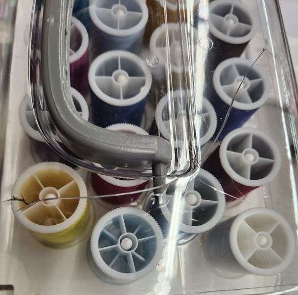 **See Note** Singer SewItGoes, 224 Piece Sewing Kit & Craft