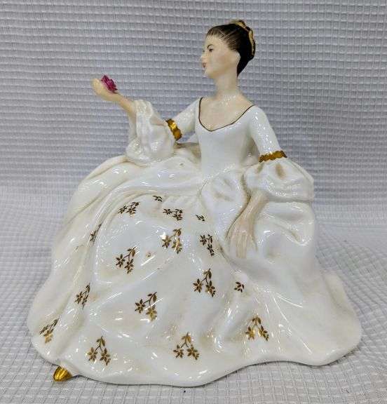 Royal Doulton Figurine "My Love" (HN 2339) (issued 1969 discontinued