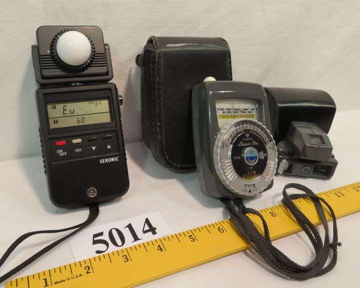 Sekonic digital light meter, Gossen Lunapro light meter & variable angle attachment Mark Van
