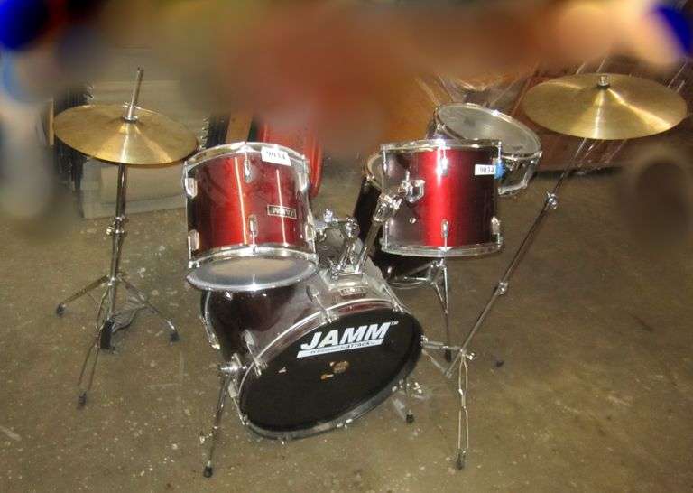 Jamm complete drum set Mark Van Hook, Auctioneer