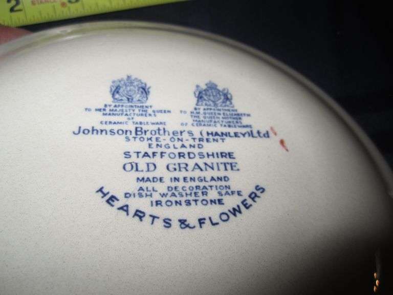 Johnson Bros. "Hearts & Flowers" dinnerware set Mark Van Hook, Auctioneer