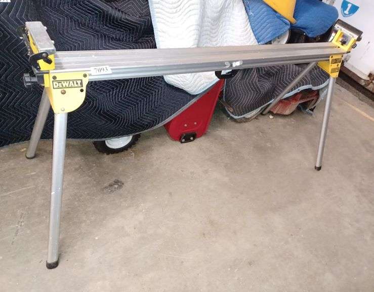DeWalt DW723 folding miter saw table Mark Van Hook, Auctioneer