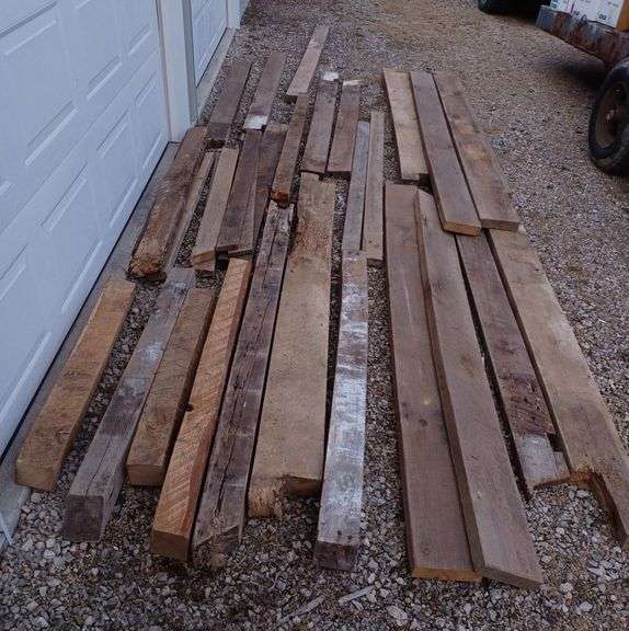 Lot of reclaimed unmilled barn lumber - Mark Van Hook, Auctioneer