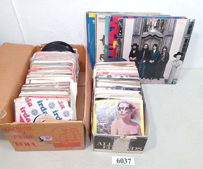 45 and 33 rpm records Mark Van Hook, Auctioneer