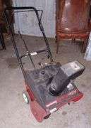 Yard Machines 3.5 horsepower 21 inch snow thrower,