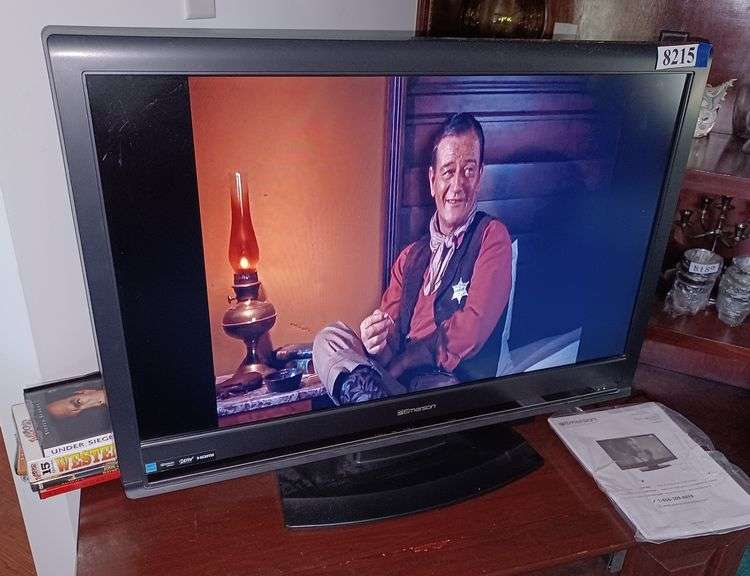 Emerson 32" TV with Roku, Mark Van Hook, Auctioneer