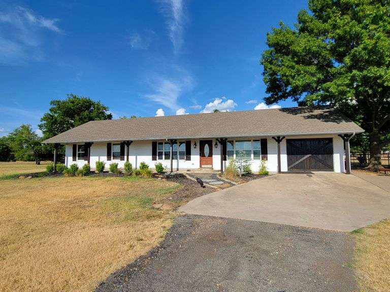 2299 FM 814, Trenton, TX 75490