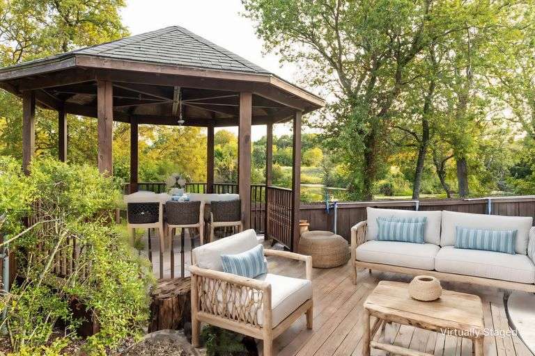 12900 FM 121, Van Alstyne TX 75495