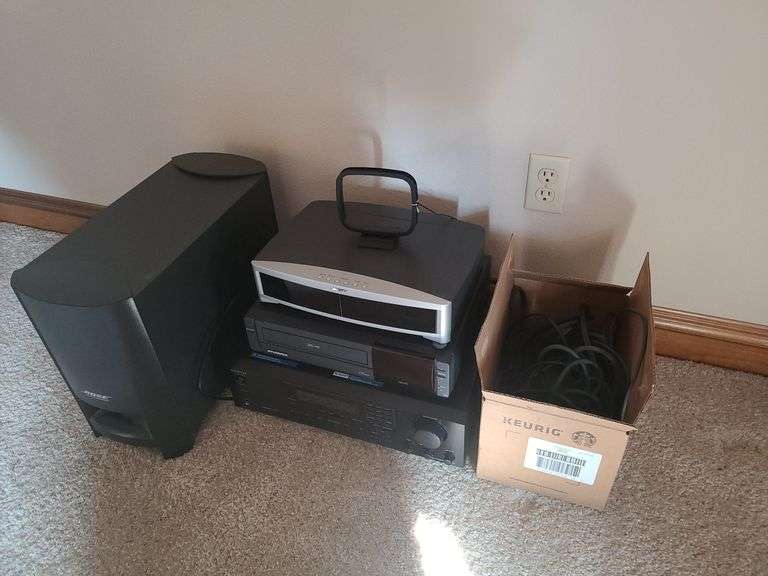 Misc. Electronics Ness Bros Realtors & Auctioneers