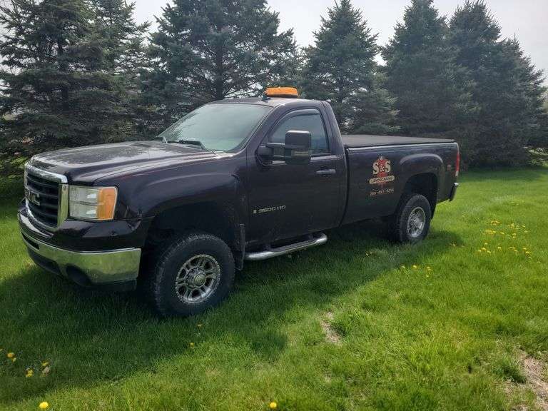 2008 GMC 3500 HD Ness Bros Realtors & Auctioneers