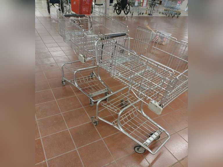 2 Grocery carts.