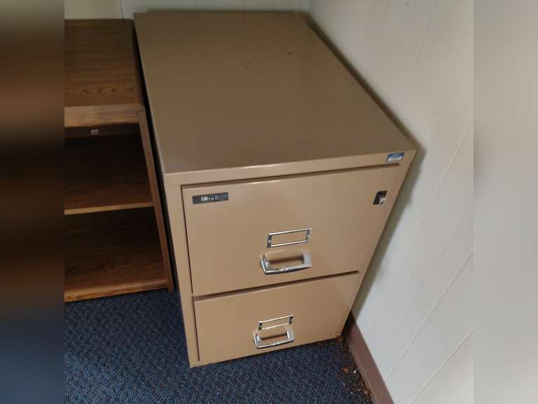 Fire resistant 2drawer file Very heavy. Buyer must bring your