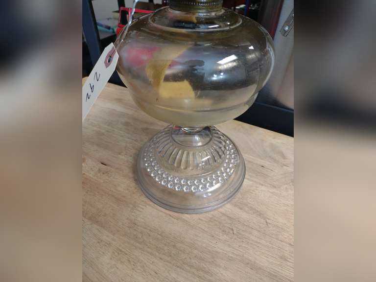 No.2 Queen Anne oil lamp