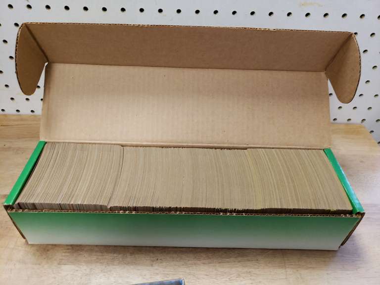 1990 Topps baseball cards, complete set of 792 picture cards, contents