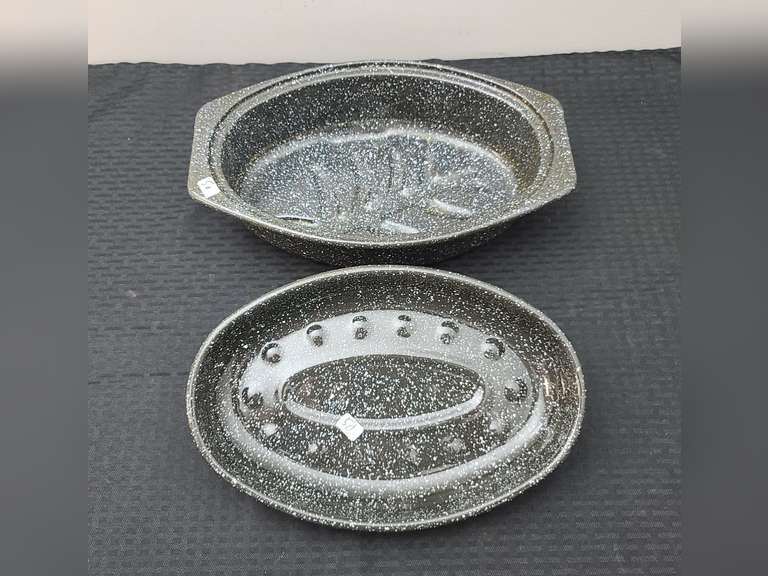 Aluminum & enamel roasting pans