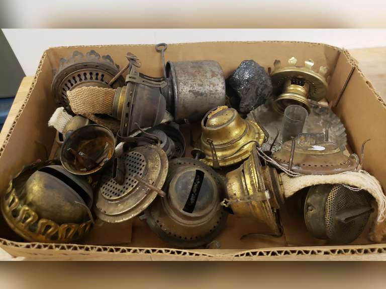 Oil lamp parts Northern Kentucky Auction, LLC