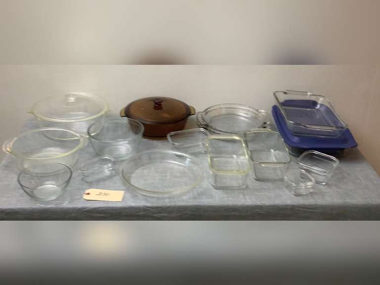 Multiple pieces of glass bakeware. Fire King, Lovenware, Anchor Hocking