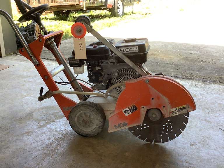 MK concrete saw. 6.0 EX17 Premium. Worked per owner.