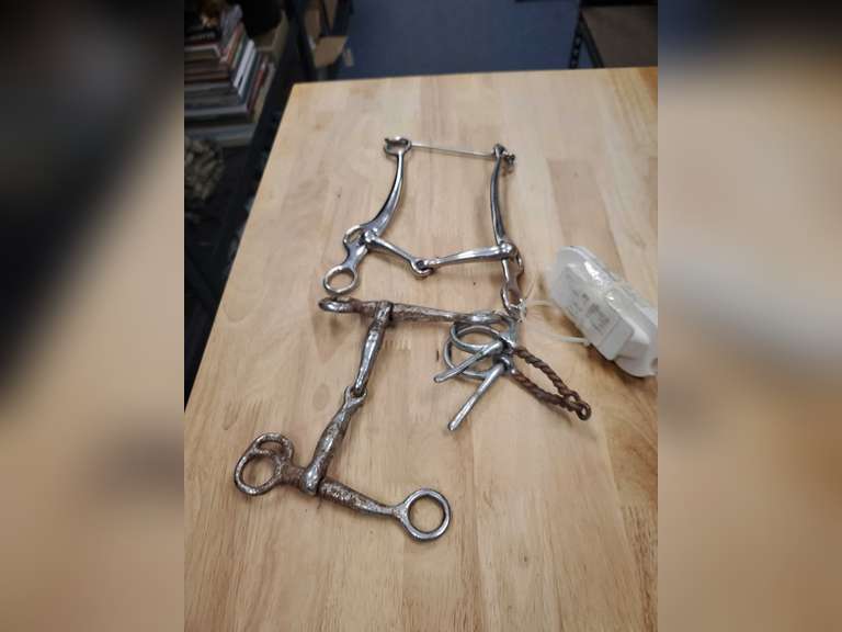 Horse Bits Northern Kentucky Auction, LLC