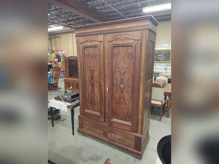 Antique furniture, quilts, saddles, toys, Columbia Grafonola, collectibles, clocks, lamps, tools, ice box, artwork,