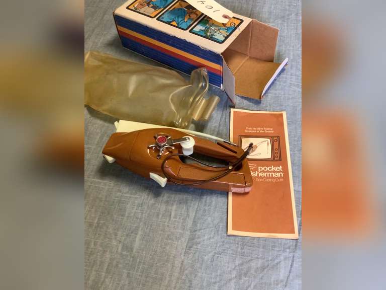 Pocket Fisherman Spin Casting Outfit in original box. Northern